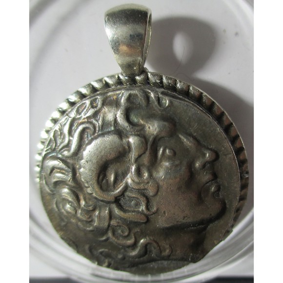 Alexander the Great with ram horns Ancient Greek coin pendant -High Relief coin - Picture 2 of 6
